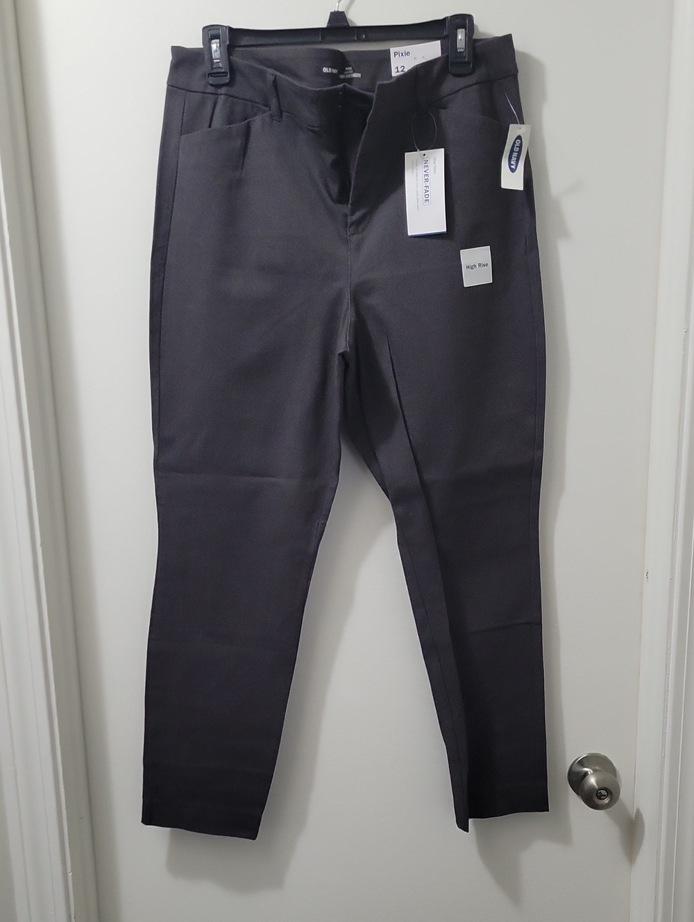 Old Navy Dark Gray Cropped Ankle Pants